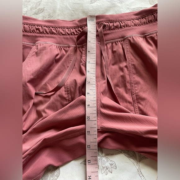 Lululemon Mid Rise Dance Studio Jogger Crop 6 Brier Rose Pink Gym Athletic Yoga - Picture 6 of 12